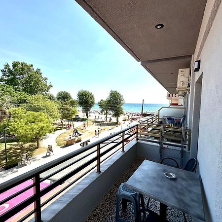 Aqua Beachfront Elegant Hotel Olympic Beach Exterior photo